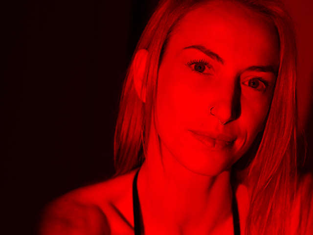 DIABL3SS3 free sexy photo