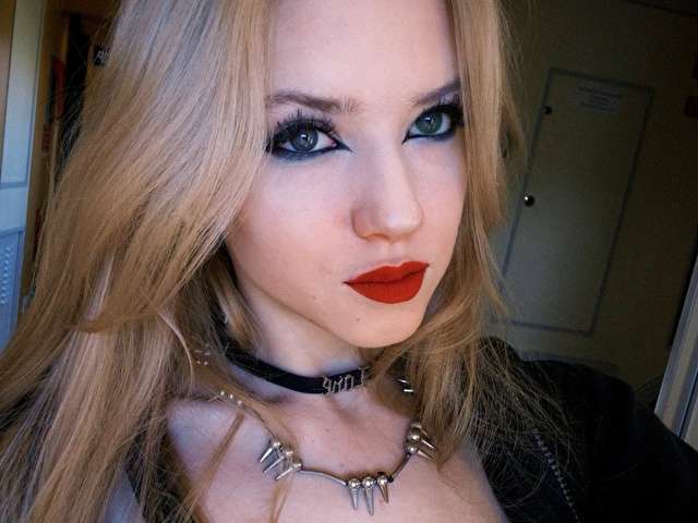 EVAFOXXXY free sexy photo