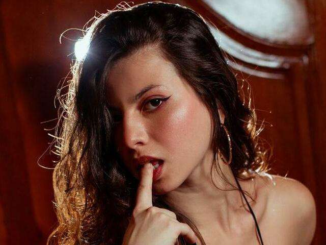 LOLAMUSTAINE free hard sexy photo