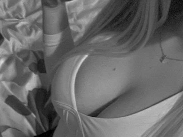 ANGELKISSS free sexy photo