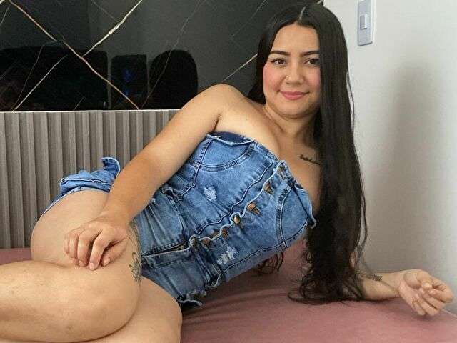 KATTYROJAS free sexy photo