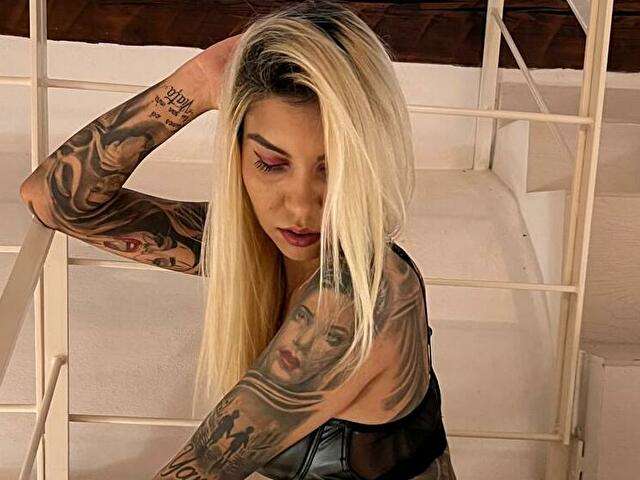 LARA29 free sexy photo