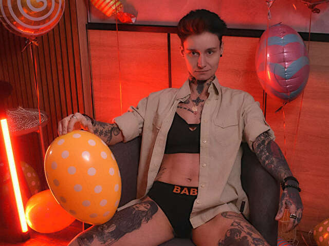 KENNYVIBE free sexy photo