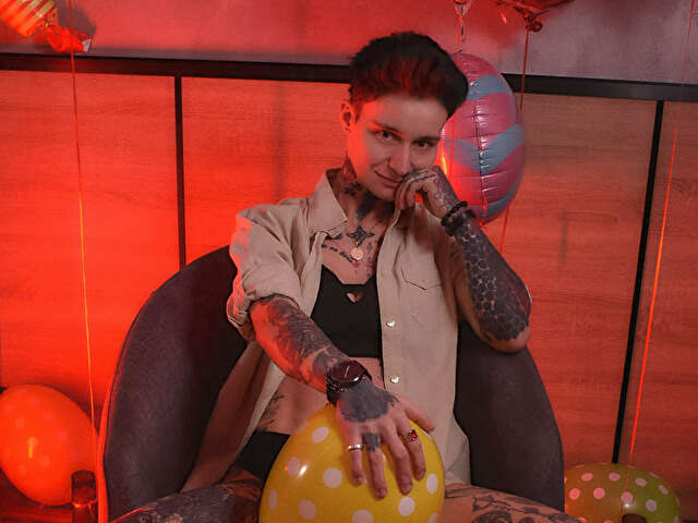 KENNYVIBE free sexy photo