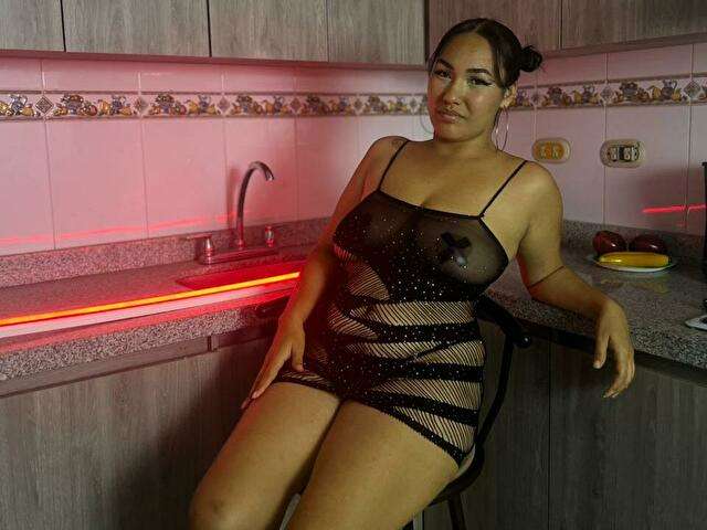 SAMMYEVANNS free sexy photo