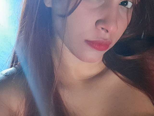 VICFINDOM free sexy photo