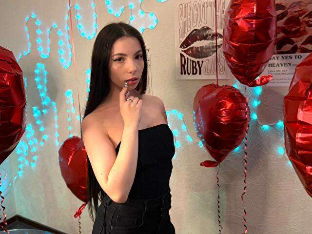 LIAPEACH free sexy photo