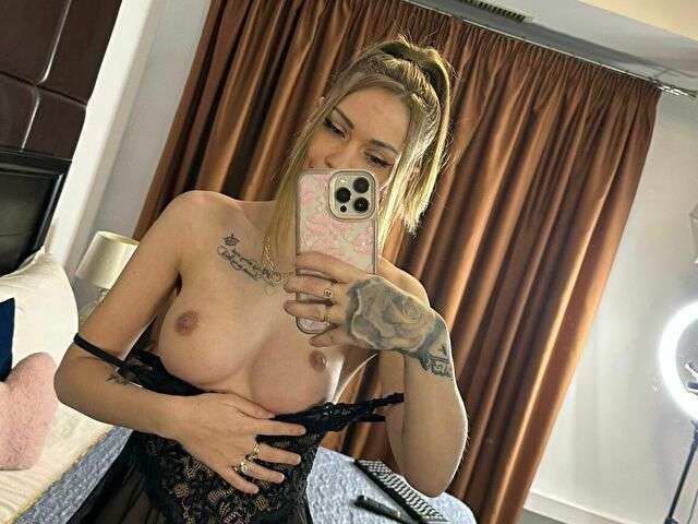 AMYELISS free hard sexy photo