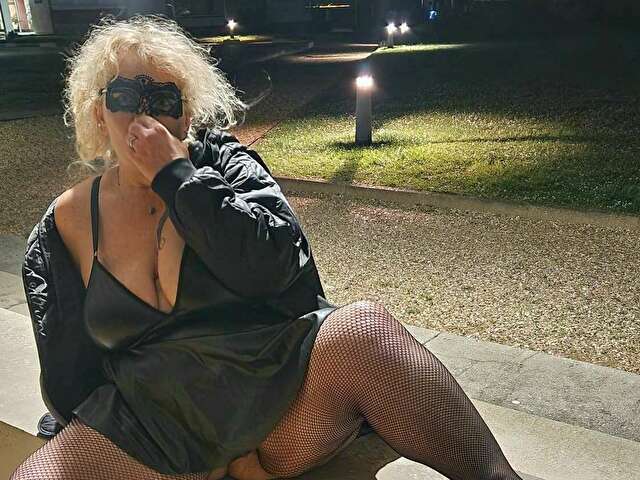 ENCHALEUR free sexy photo