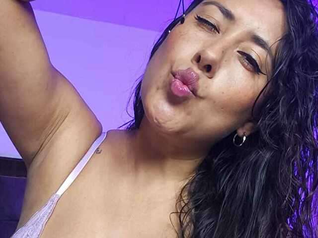 SALMMAMILF free sexy photo