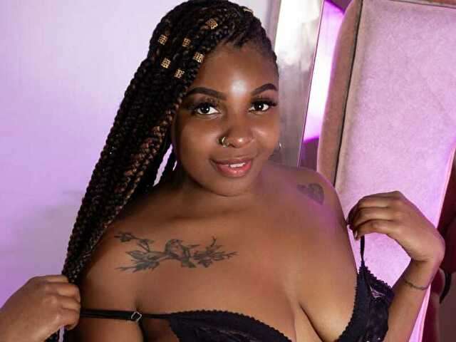 XHANIYAH free sexy photo