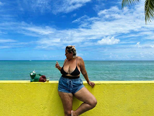 IAMMARYAH free sexy photo