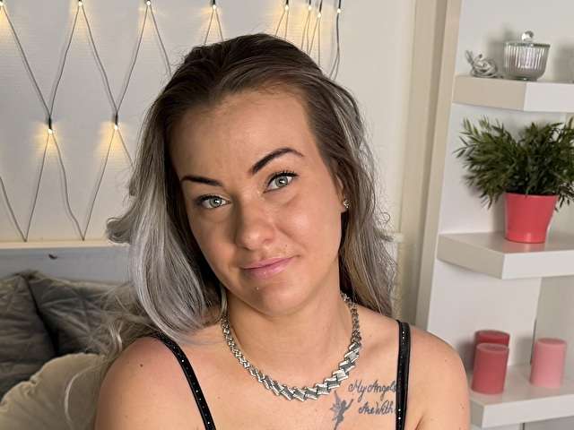 ASHLEYNOVA free sexy photo