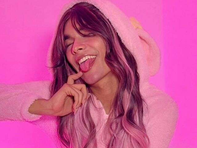 MIABUNNY free sexy photo
