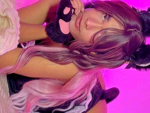 MIABUNNY free sexy photo