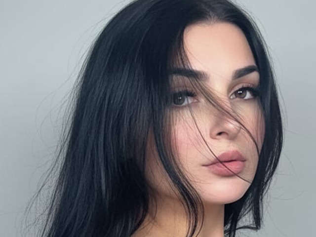 ELLIENOIRE1 free sexy photo