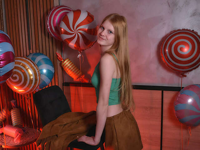 ALICEWISS1 free sexy photo