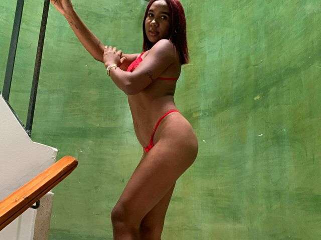 EMMALOZANO free sexy photo