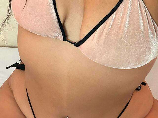 SAHARA free sexy photo