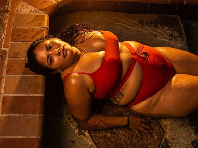 GENESIS free sexy photo