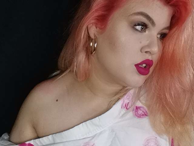 HONEYLIPS free sexy photo