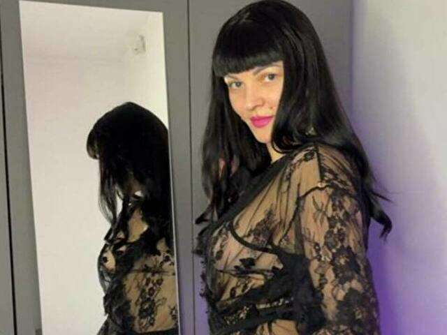 AGATAMOORE free sexy photo