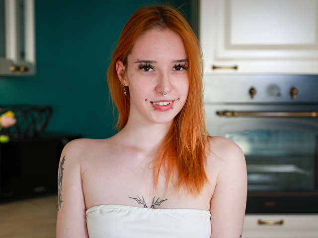 SONYAKISS free sexy photo