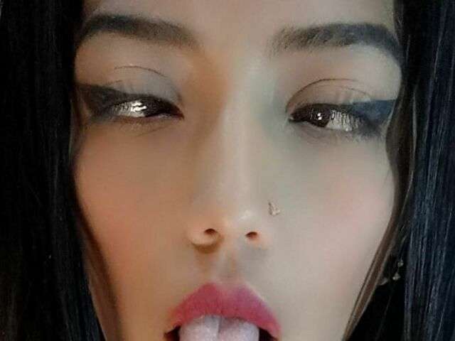 EYIMSIMONE free sexy photo