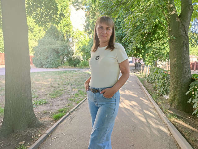 ELARA free sexy photo
