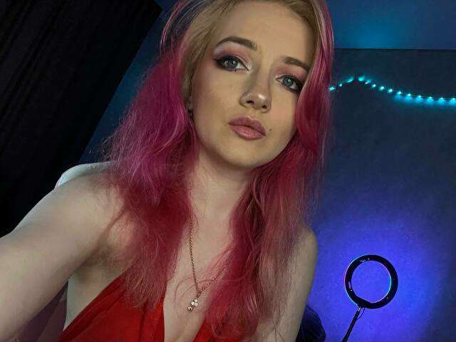 MERCYN free sexy photo