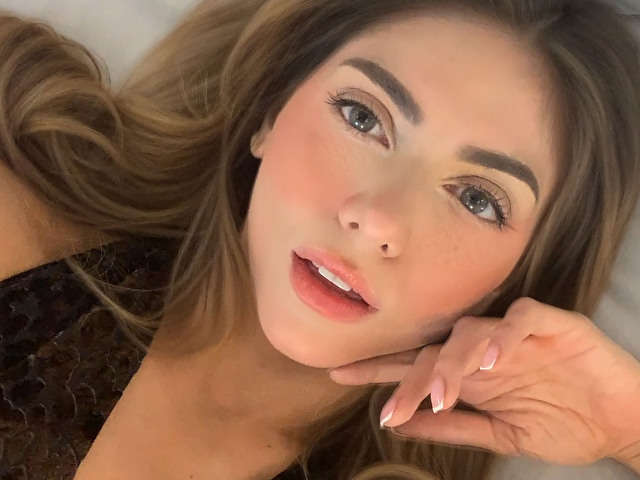 VANESAMONT free sexy photo