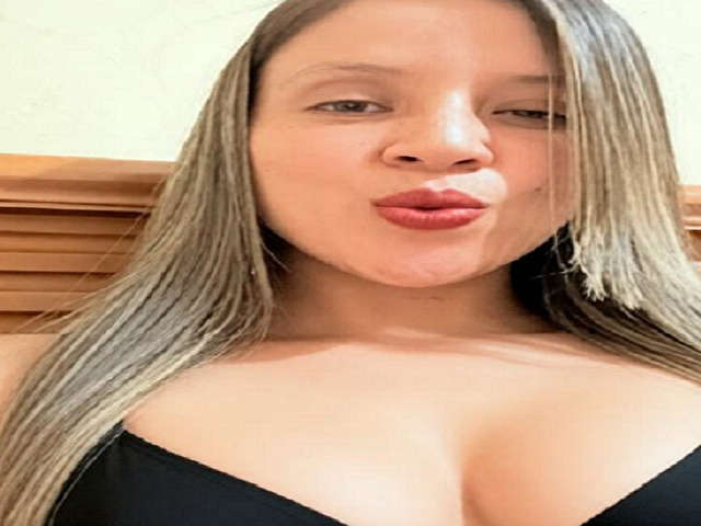 CANDI free sexy photo