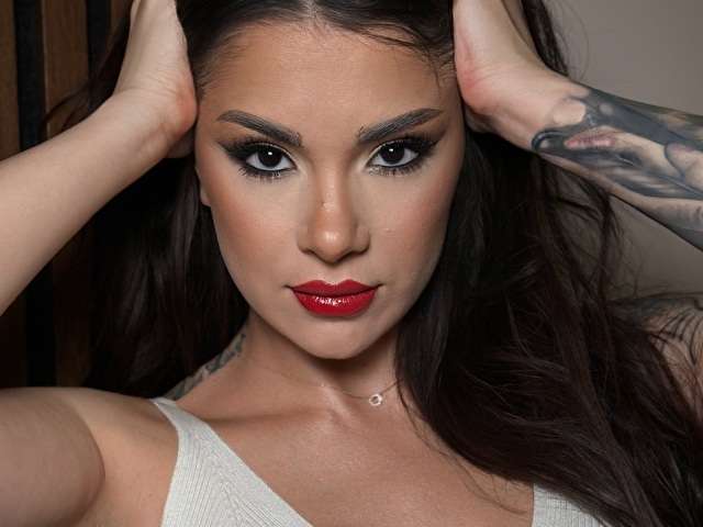 LARAMINXX free sexy photo