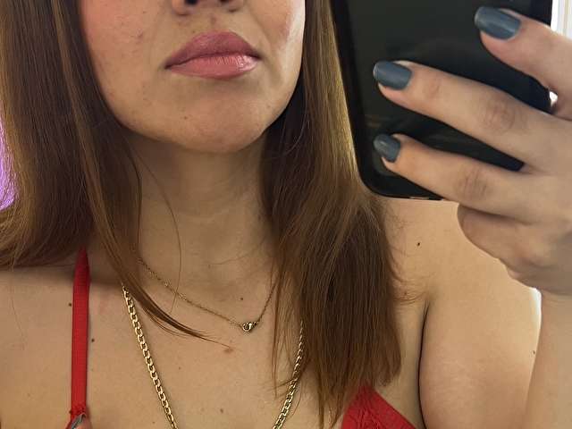 SAVANNAHFOX free sexy photo