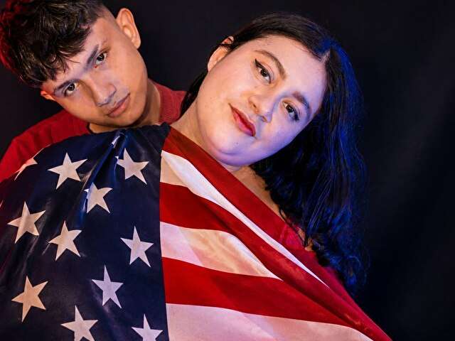 LORENSTEVEN free sexy photo