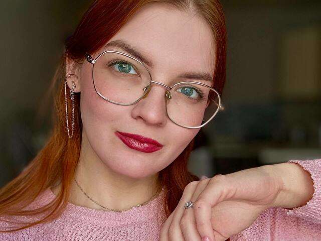 LITTLETHOT free sexy photo