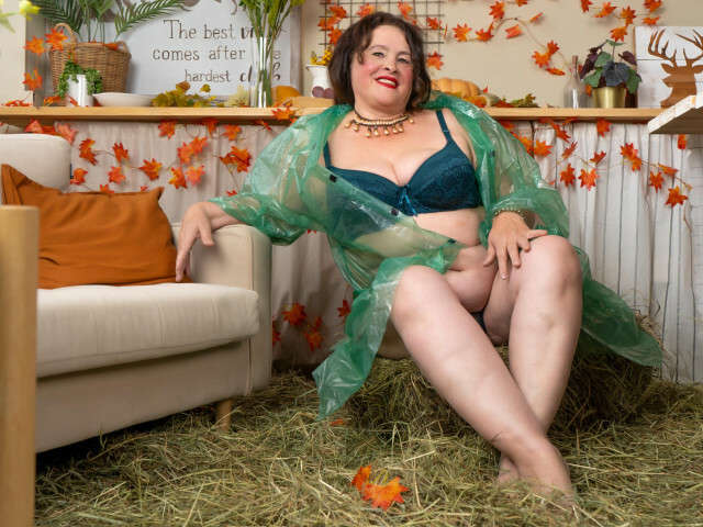 BERRYCHIC free hard sexy photo